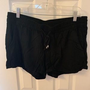 Black elastic waist lounge shorts
